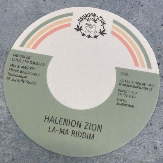 Slipmat with custom printing